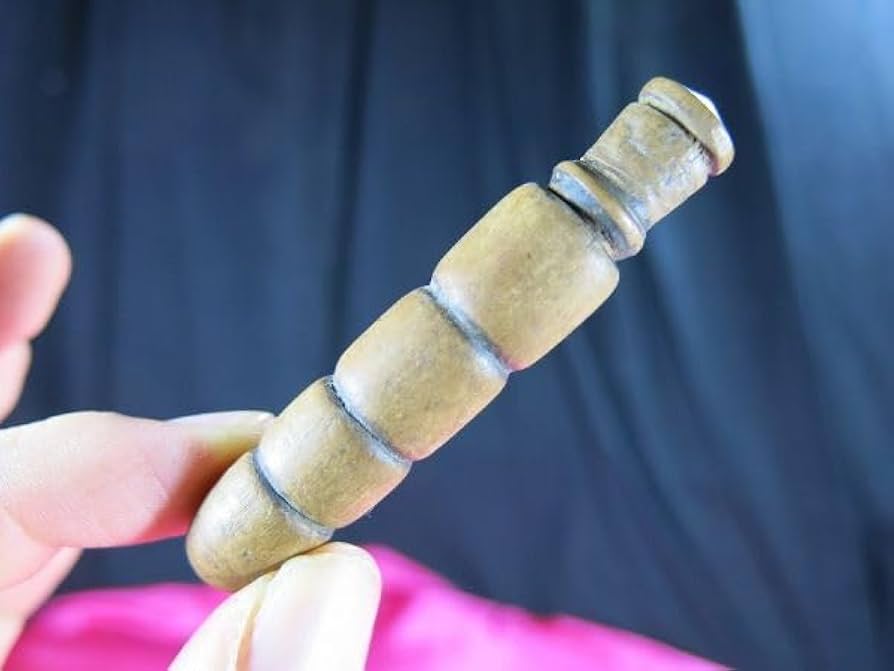 Amazon.co.jp: d李朝木製針入れ珍品李朝時代朝鮮半島陶器両班針